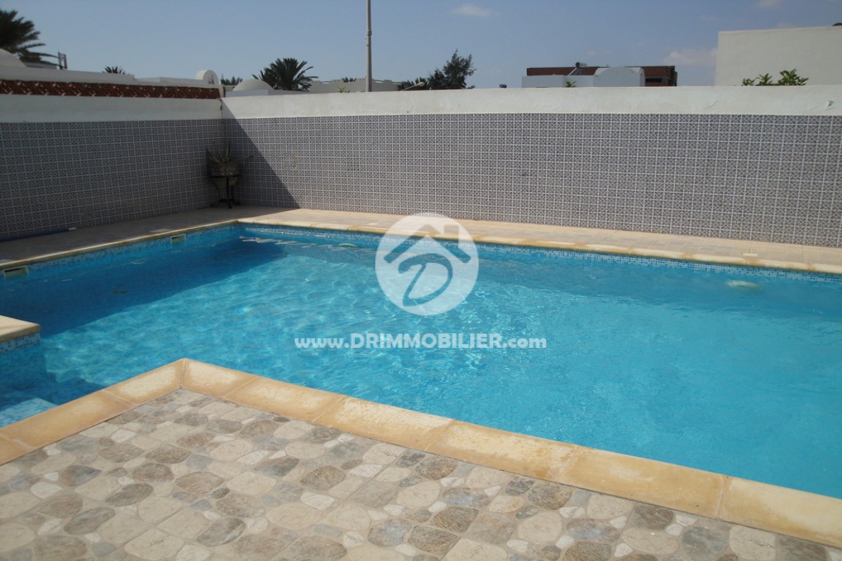 L 114 -   Villa avec piscine Djerba